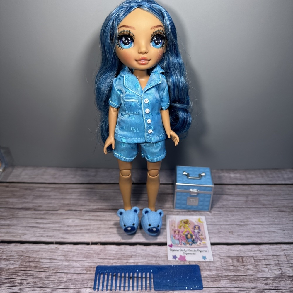 Rainbow High Jr High PJ Party Skyler Blue 9'' Posable Doll with PJs & Slippers